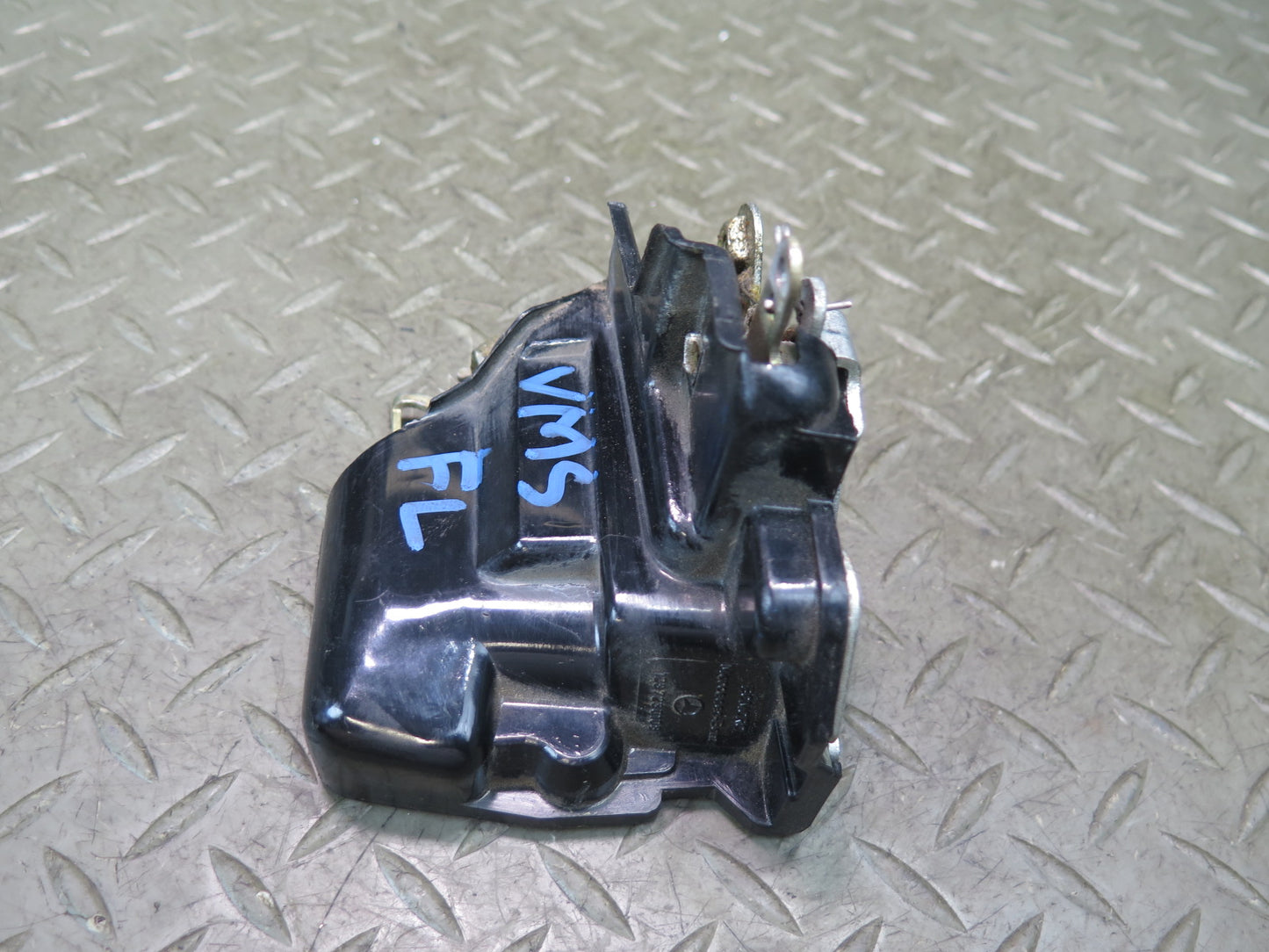 86-91 Mercedes W126 560SEL Front Left Door Lock Latch 1237230108 OEM