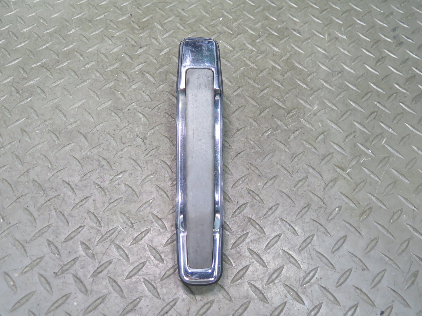 86-91 Mercedes W126 560SEL Sedan Rear Left & Right Door Exterior Handle Set OEM