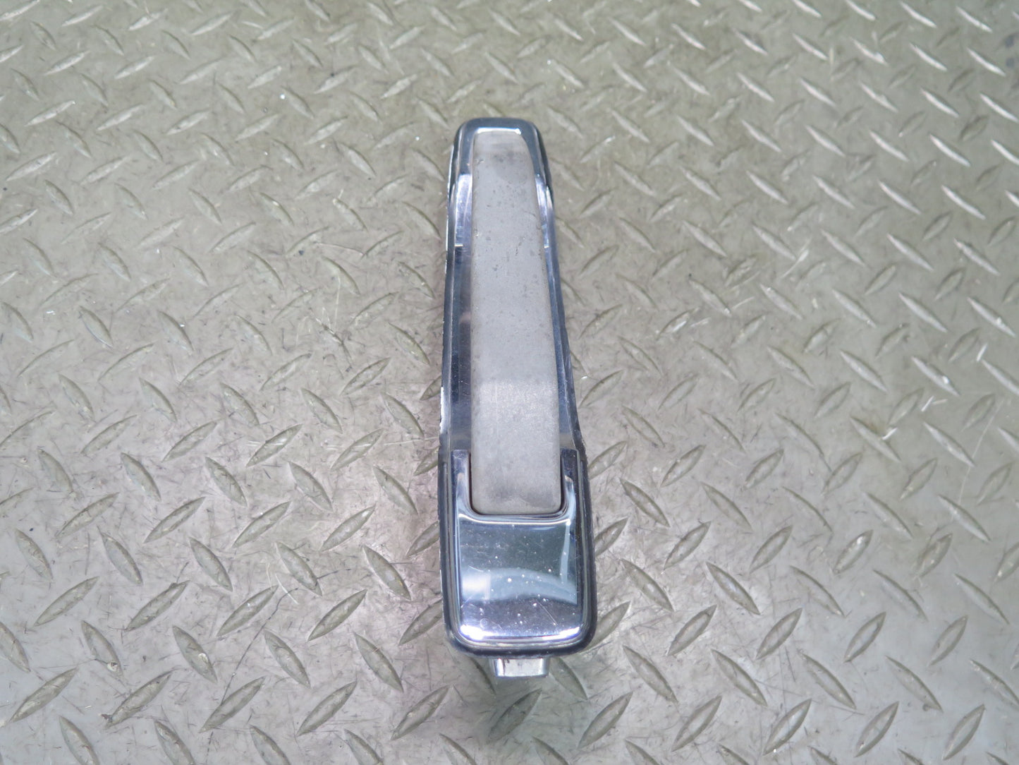 86-91 Mercedes W126 560SEL Sedan Rear Left & Right Door Exterior Handle Set OEM