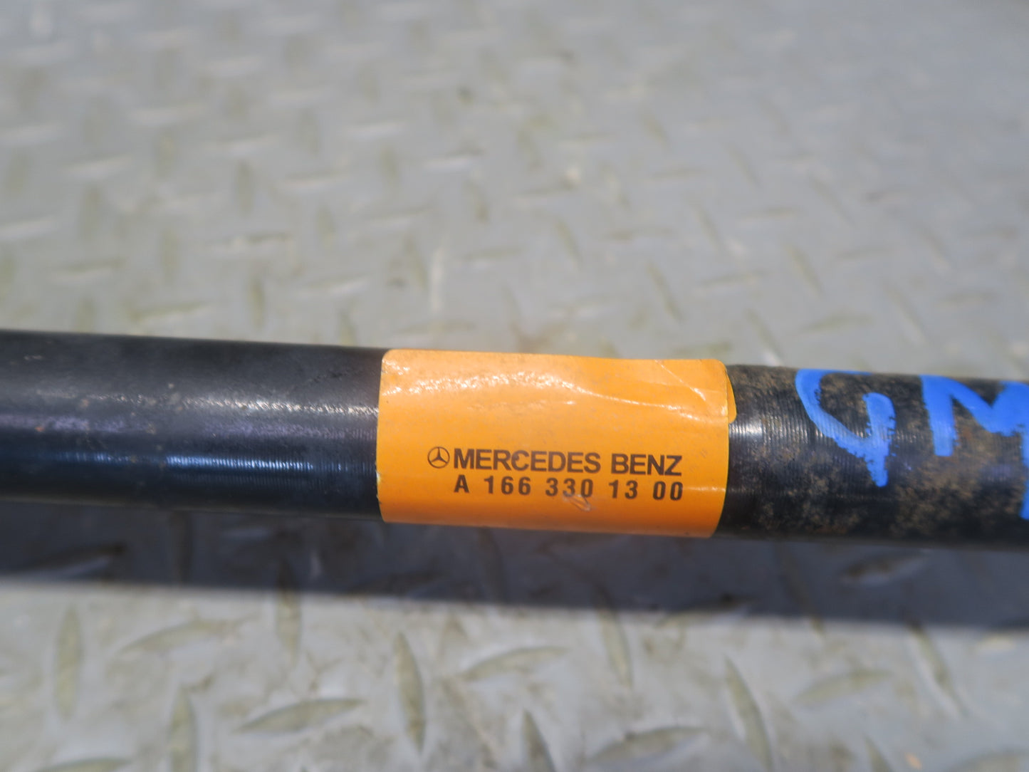 2017-2019 Mercedes X166 GLS450 Front right Pass Side Axle Shaft Halfshaft