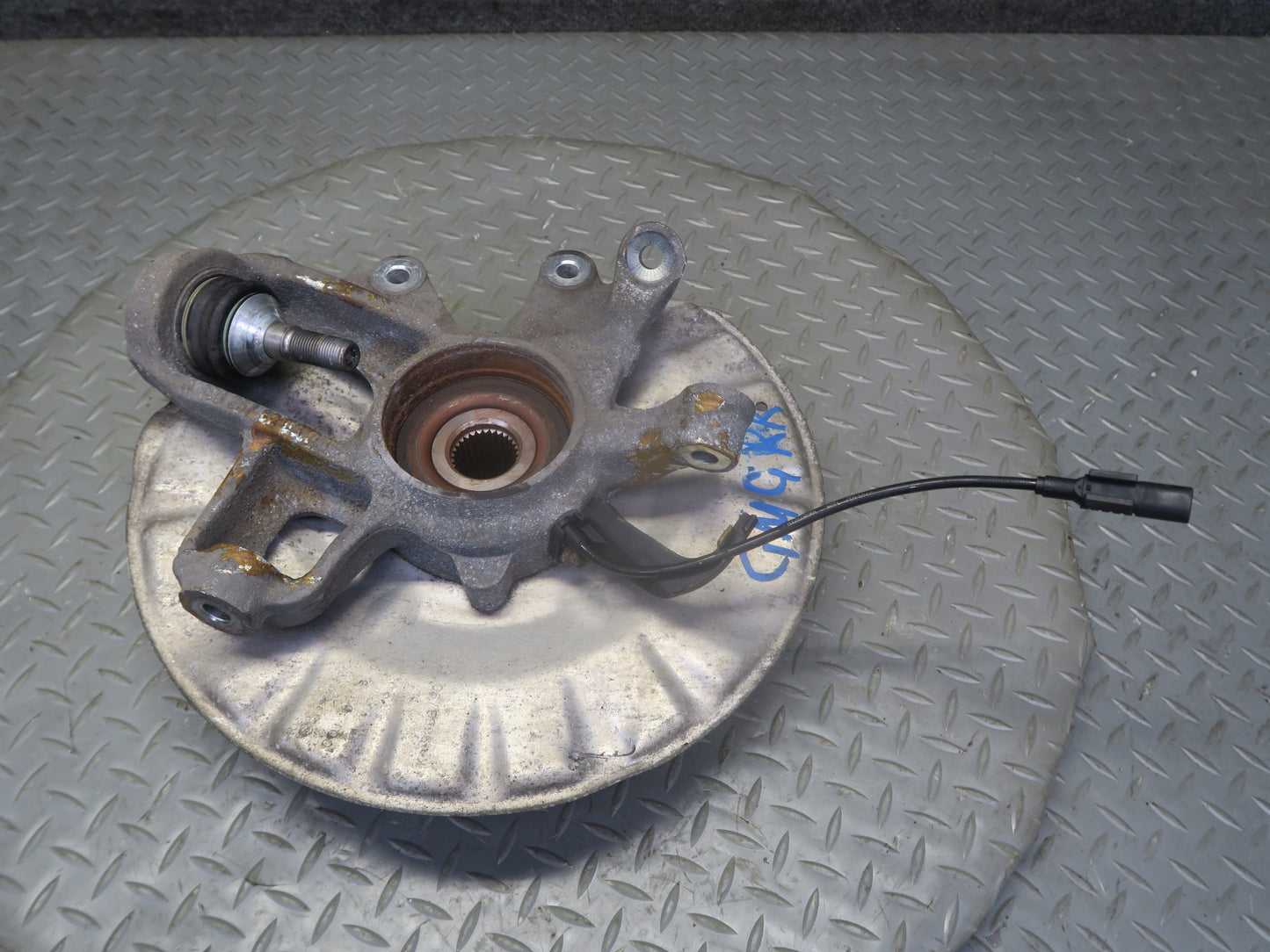 2013-2019 Mercedes X166 GLS450 Rear Right Pass Side Spindle Knuckle Wheel Hub