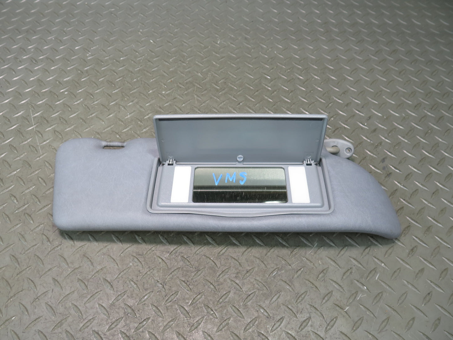 86-91 Mercedes W126 560SEL Sedan Set of 3 Front Left Center Right Sun Visor OEM