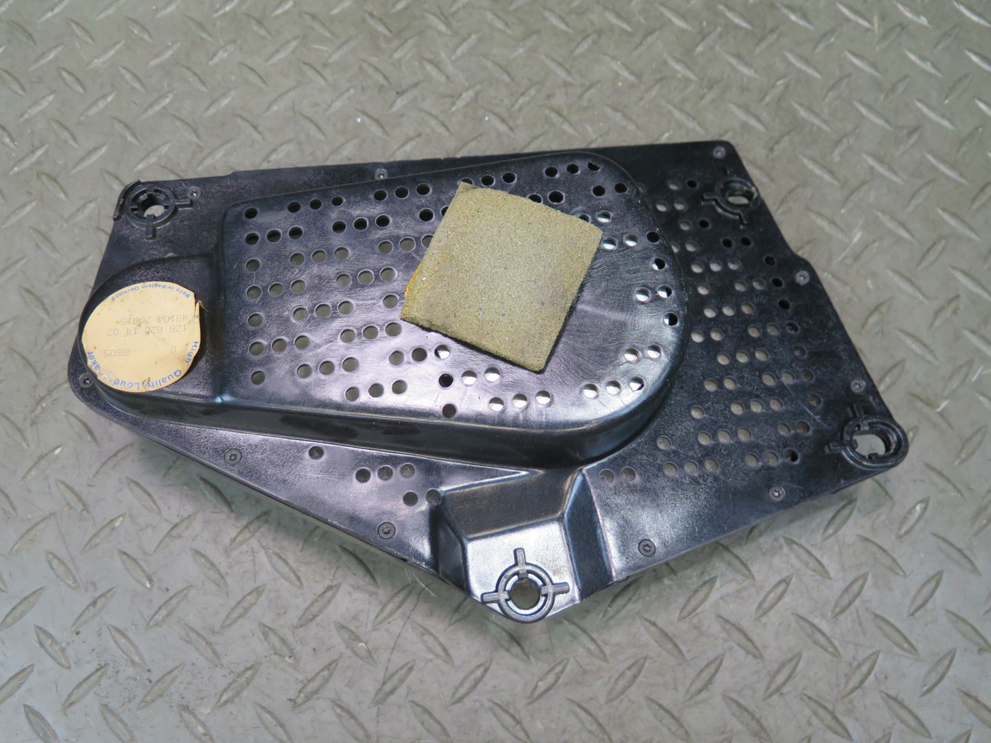 86-91 Mercedes W126 560SEL Set of 2 Front Left & Right Door Audio Speaker OEM