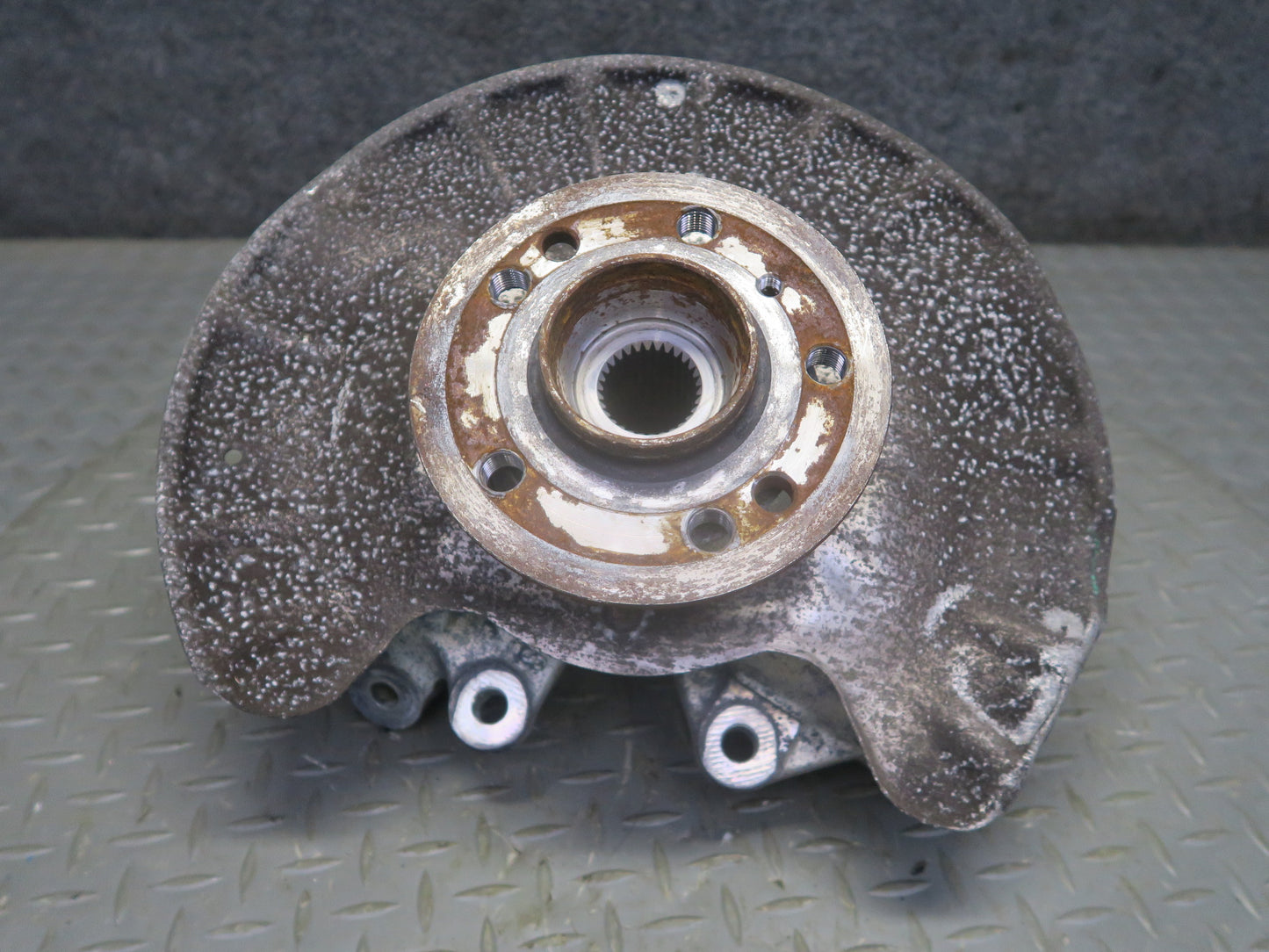 2013-2019 Mercedes X166 GLS450 Rear Left Driver Side Spindle Knuckle Wheel Hub