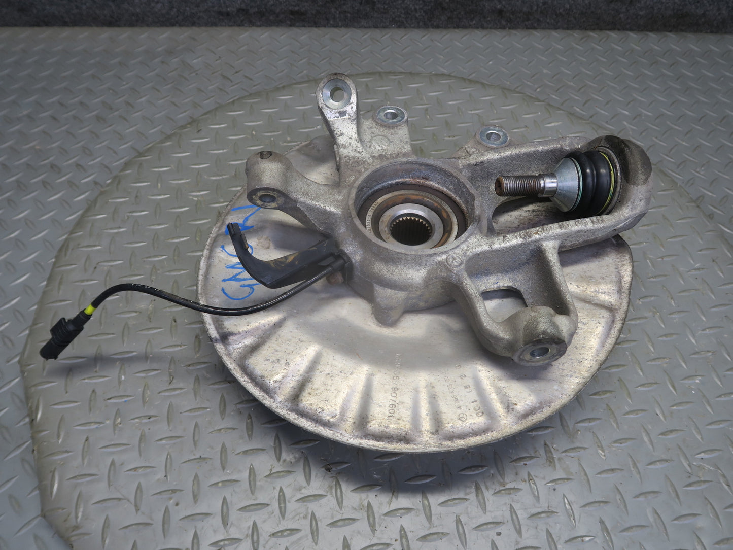 2013-2019 Mercedes X166 GLS450 Rear Left Driver Side Spindle Knuckle Wheel Hub