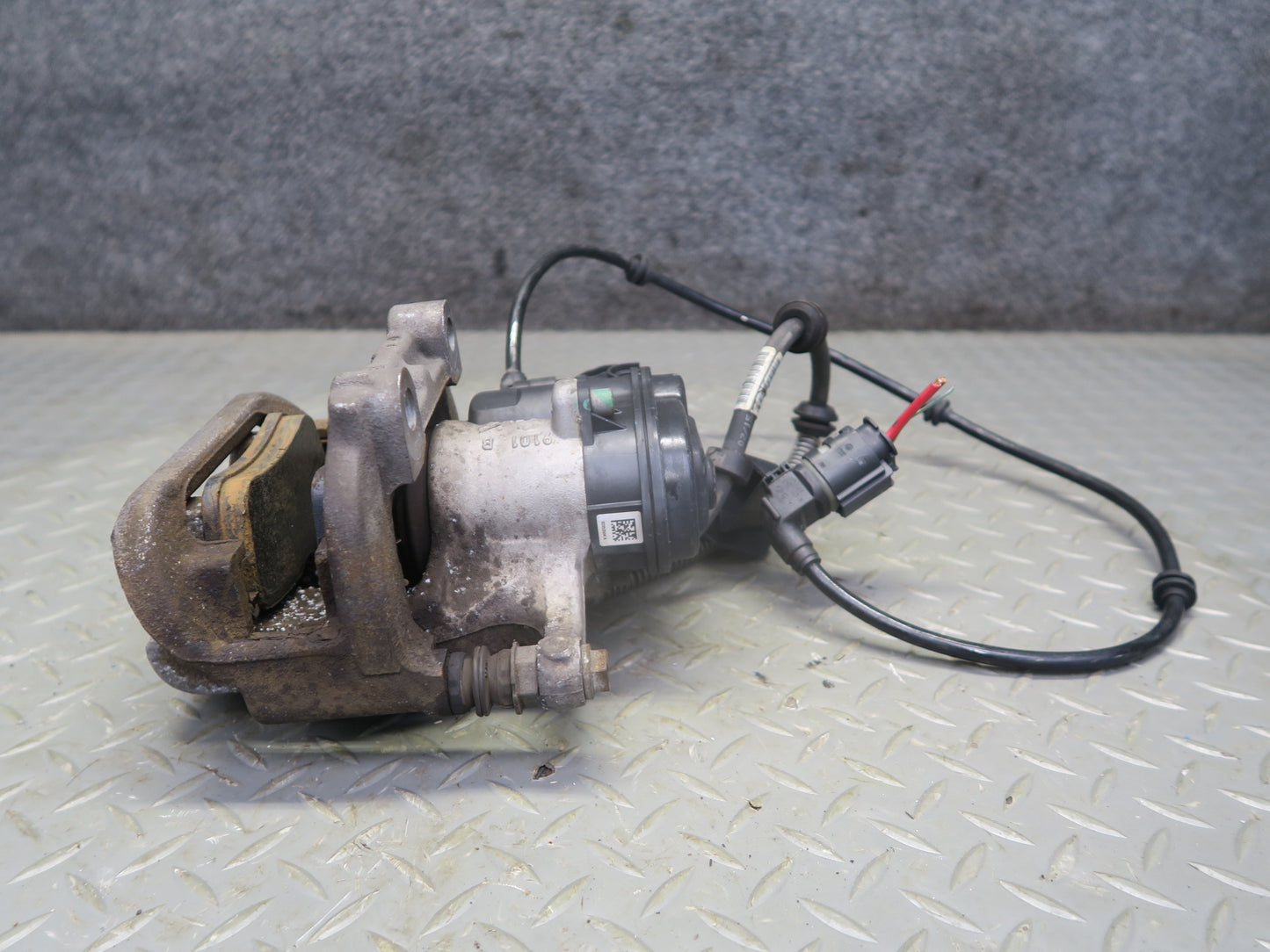 2013-2019 Mercedes X166 GLS450 Rear Left & Right Side Brake Caliper Set of 2