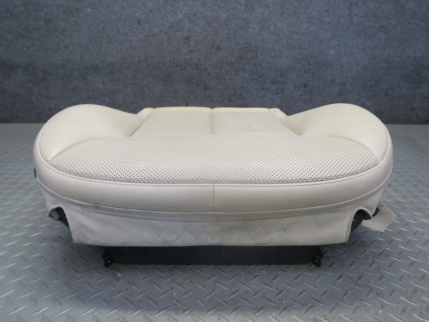 07-08 Mercedes R230 SL550 Front Right Seat Lower Leather Perforated Cushion OEM