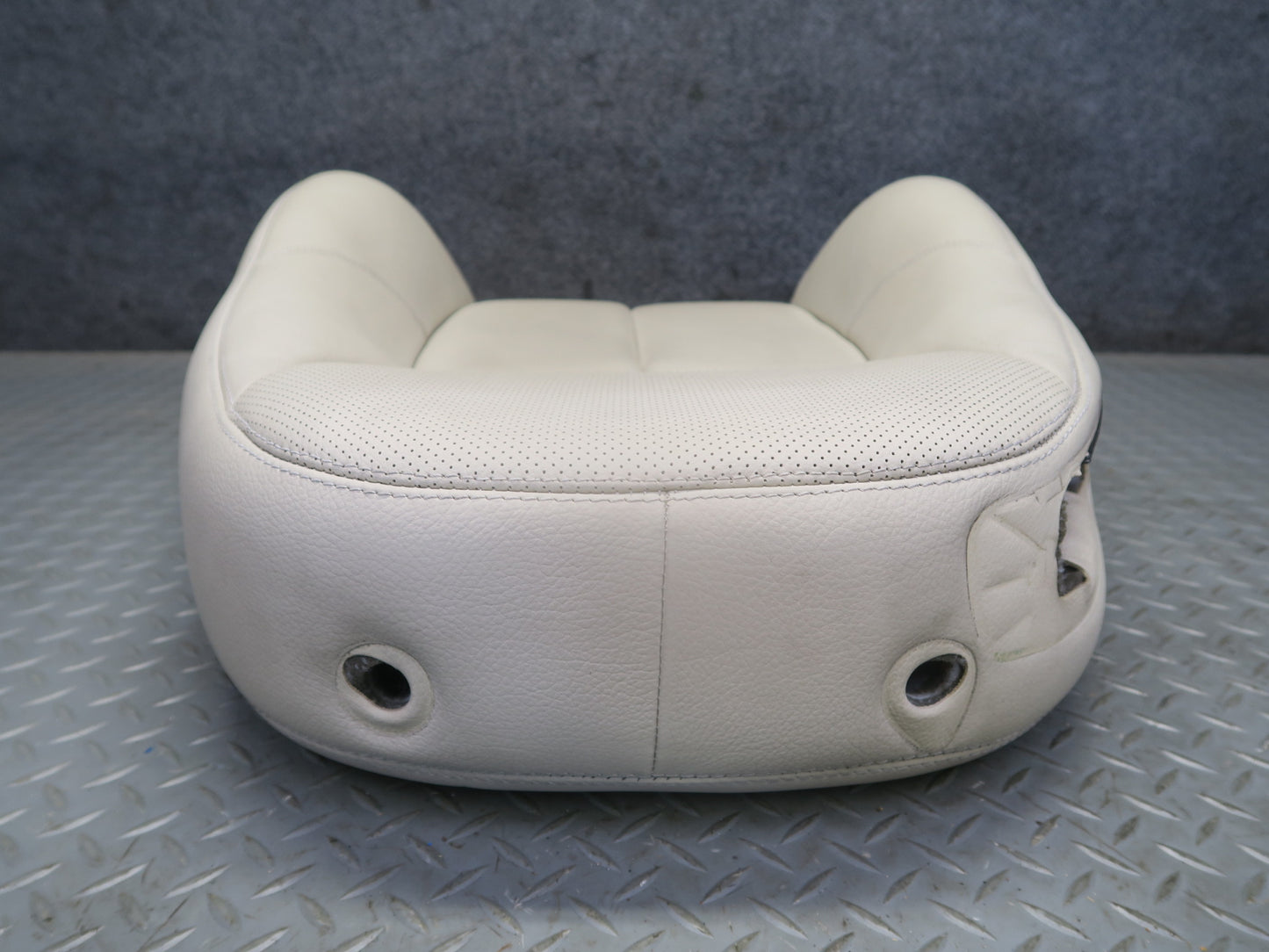 07-08 Mercedes R230 SL550 Front Right Seat Upper Perforated Leather Cushion OEM