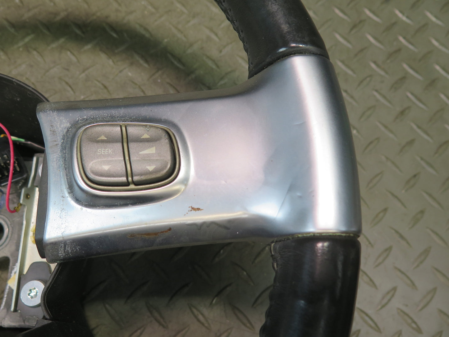 03-06 Chevrolet SSR Multifunction Leather Steering 15162293 OEM