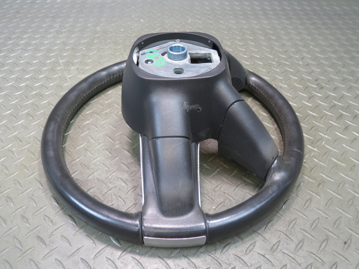 03-06 Chevrolet SSR Multifunction Leather Steering 15162293 OEM