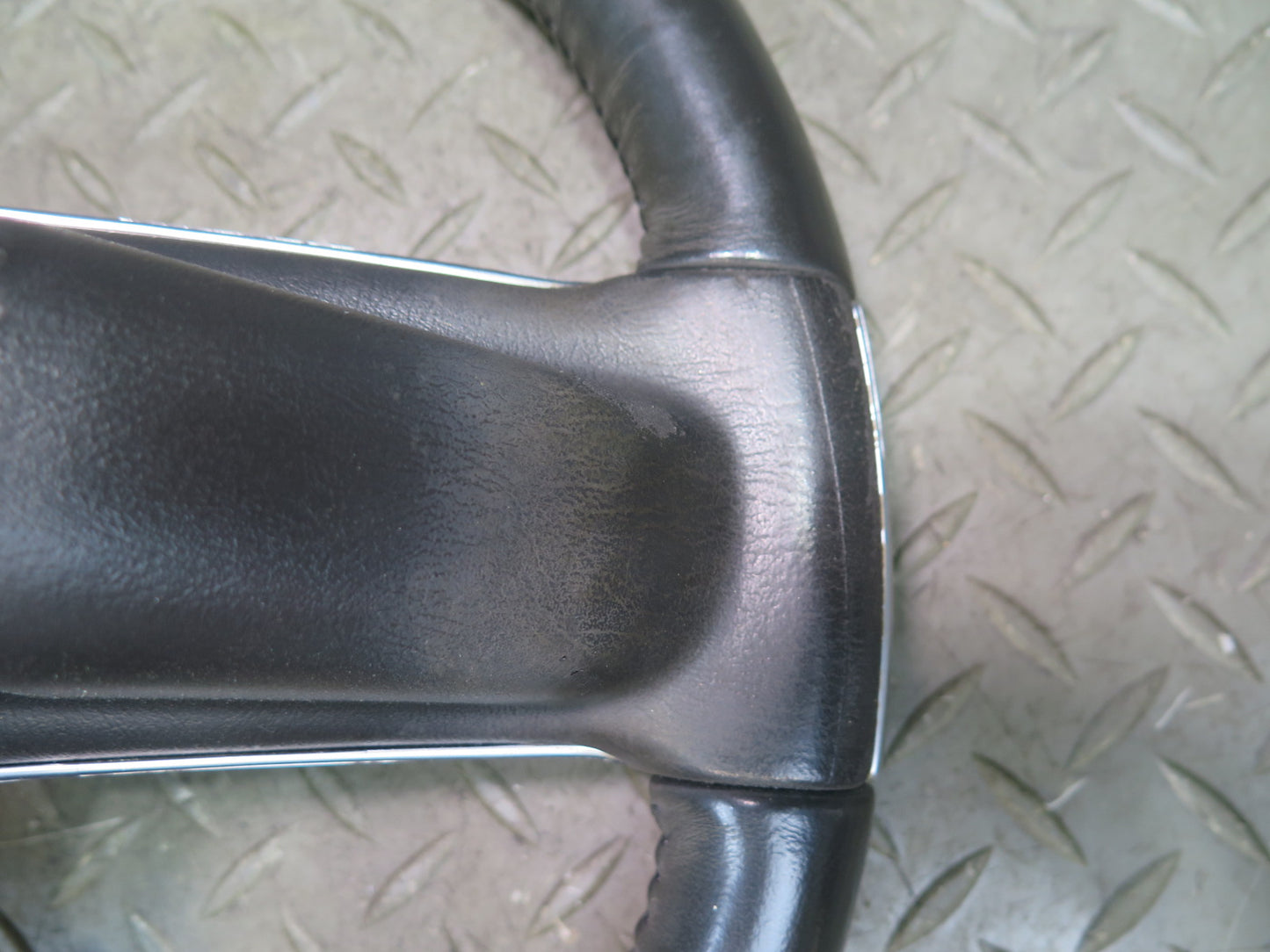 03-06 Chevrolet SSR Multifunction Leather Steering 15162293 OEM
