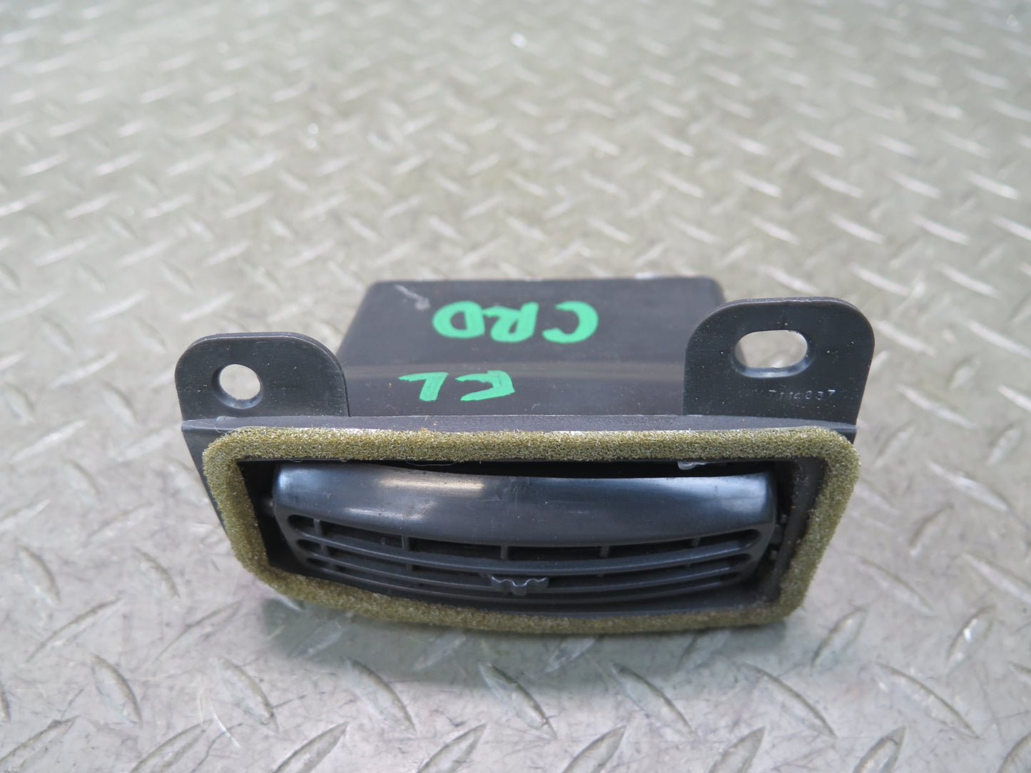 03-06 Chevrolet SSR Dash Dashboard Left Air Vent Grille OEM