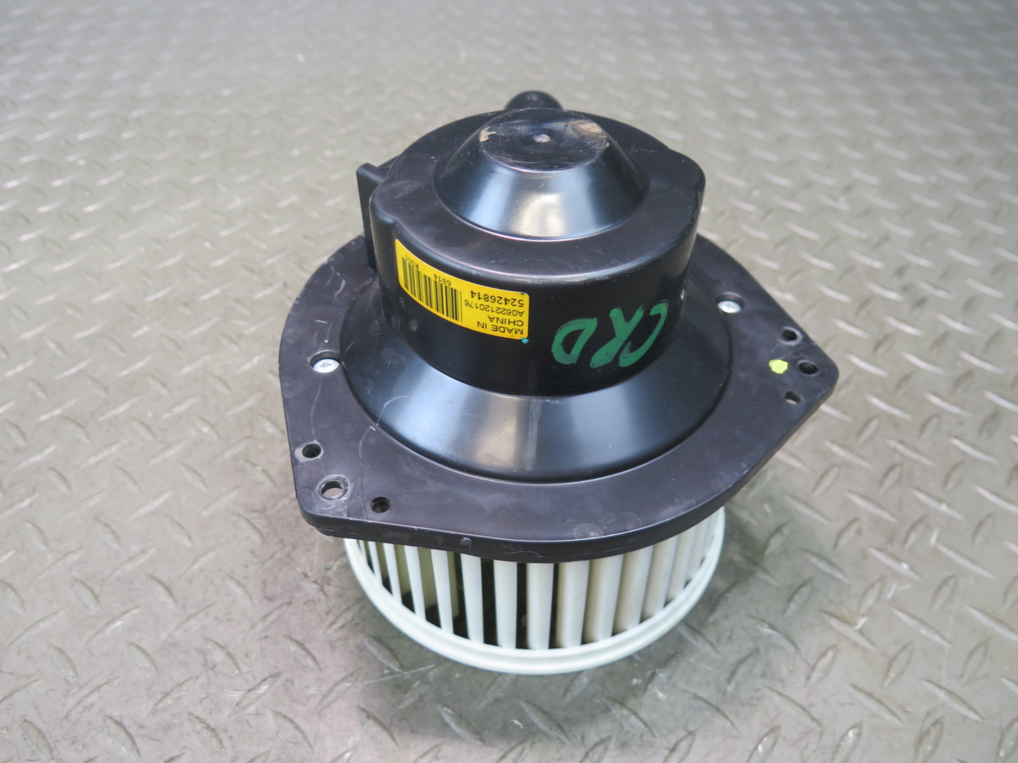 03-06 Chevrolet SSR A/C Heater Blower Motor Fan w Resistor OEM