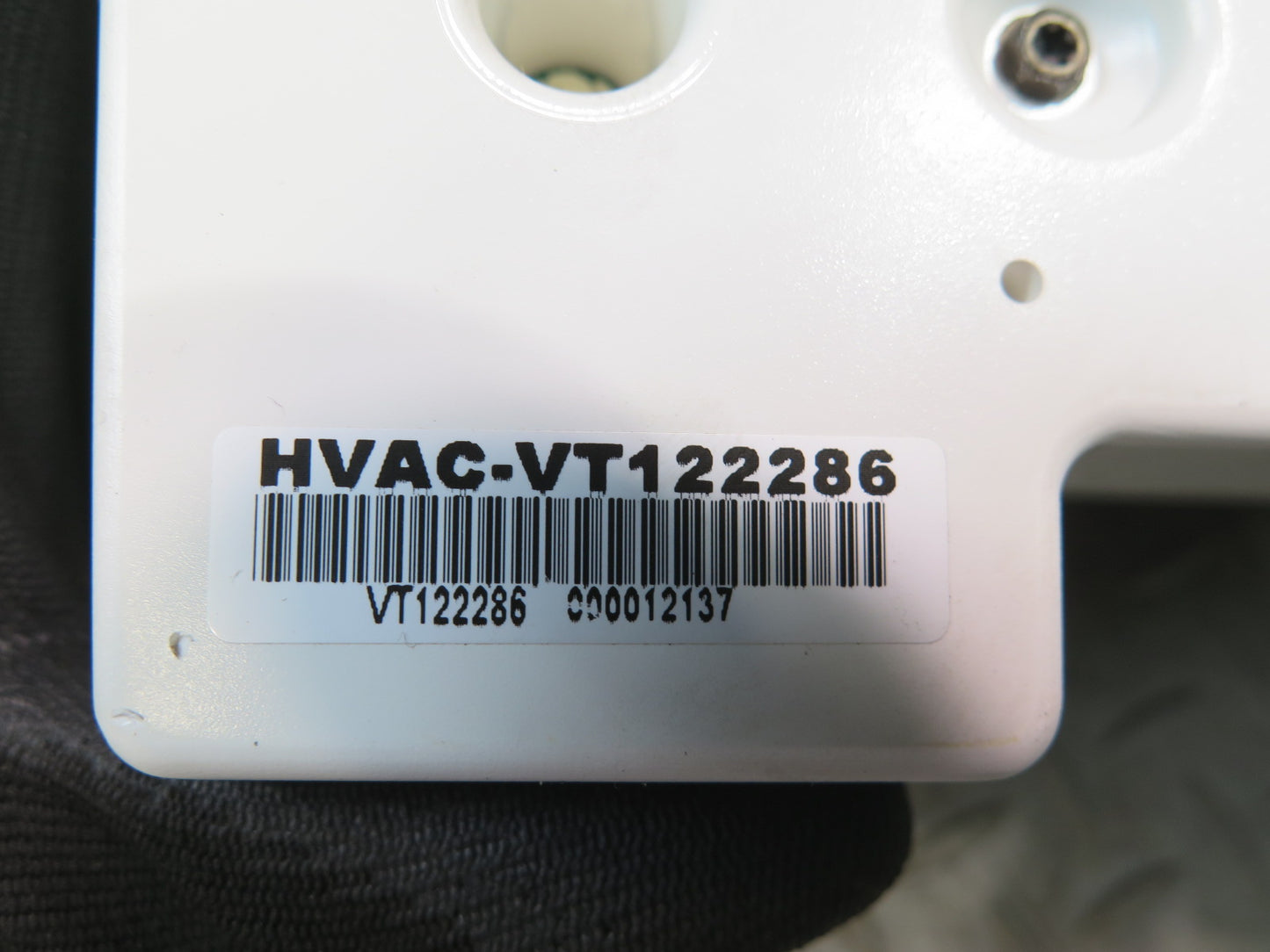 03-06 Chevrolet SSR A/C Air Conditioning Climate Control Switch Panel OEM
