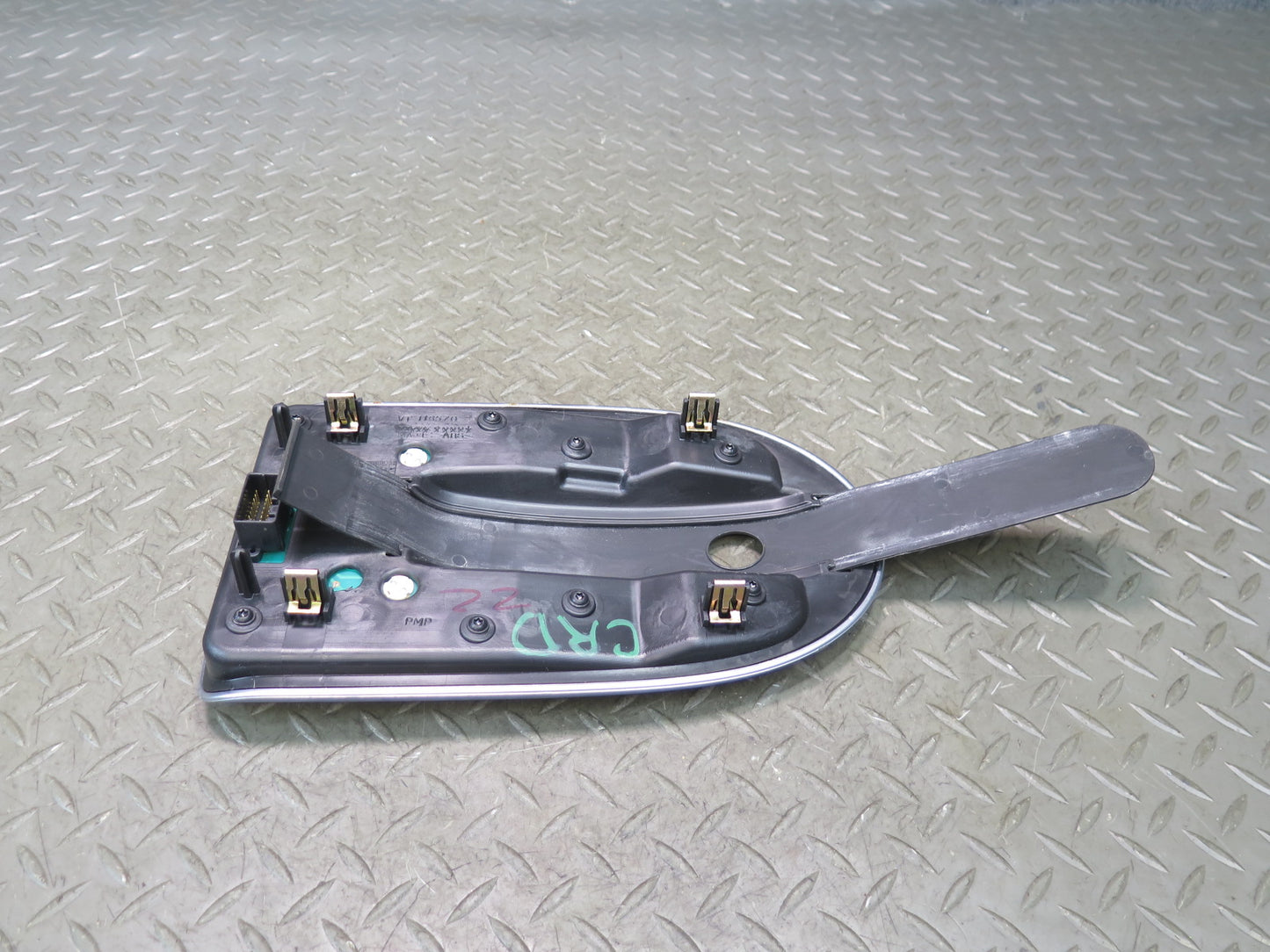 03-06 Chevrolet SSR A/T Center Console Shifter Trim w Switch Module OEM