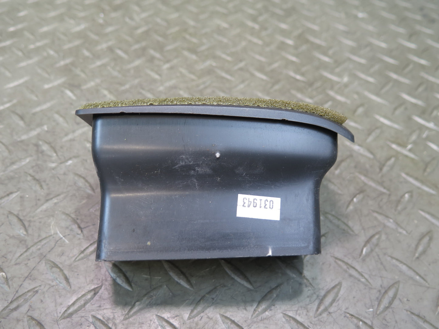 03-06 Chevrolet SSR Dash Dashboard Right Air Vent Grille OEM