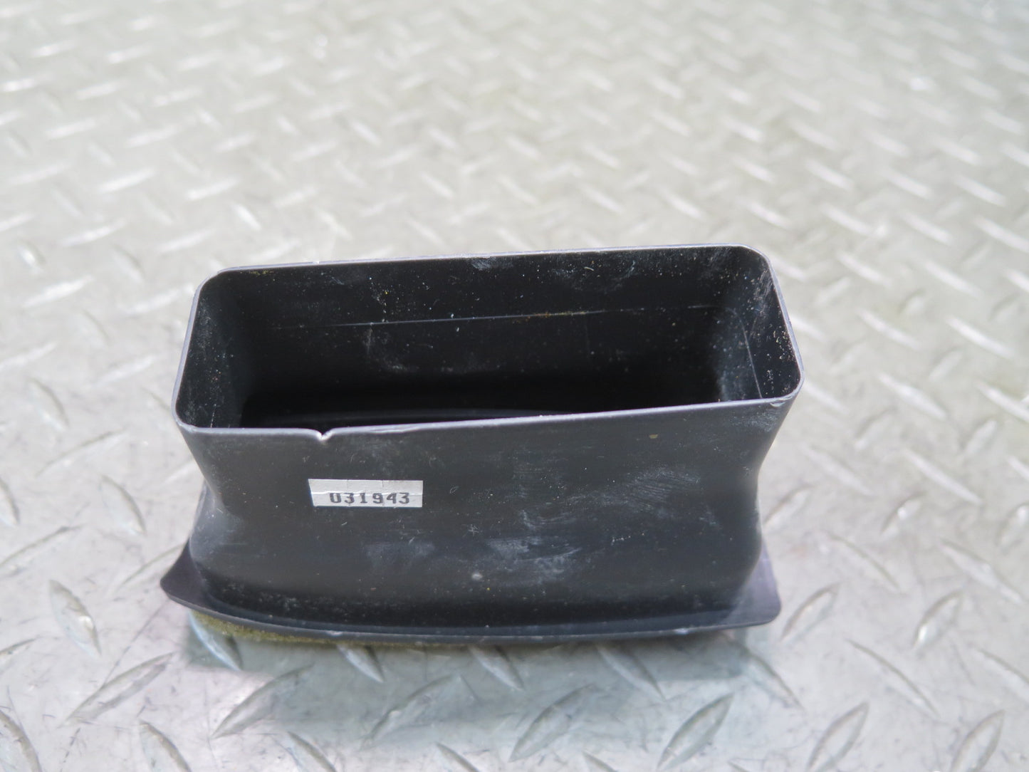 03-06 Chevrolet SSR Dash Dashboard Right Air Vent Grille OEM