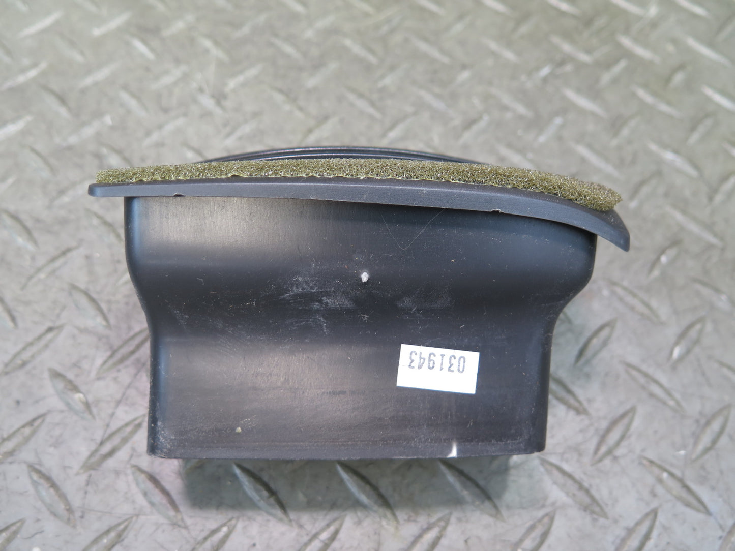 03-06 Chevrolet SSR Dash Dashboard Right Air Vent Grille OEM