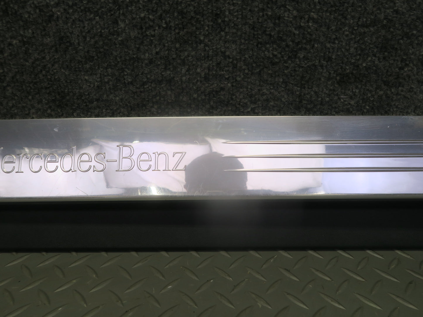03-12 Mercedes R230 Sl-class Set of 2 Outer Door Scuff Sill Plate Trim Cover OEM