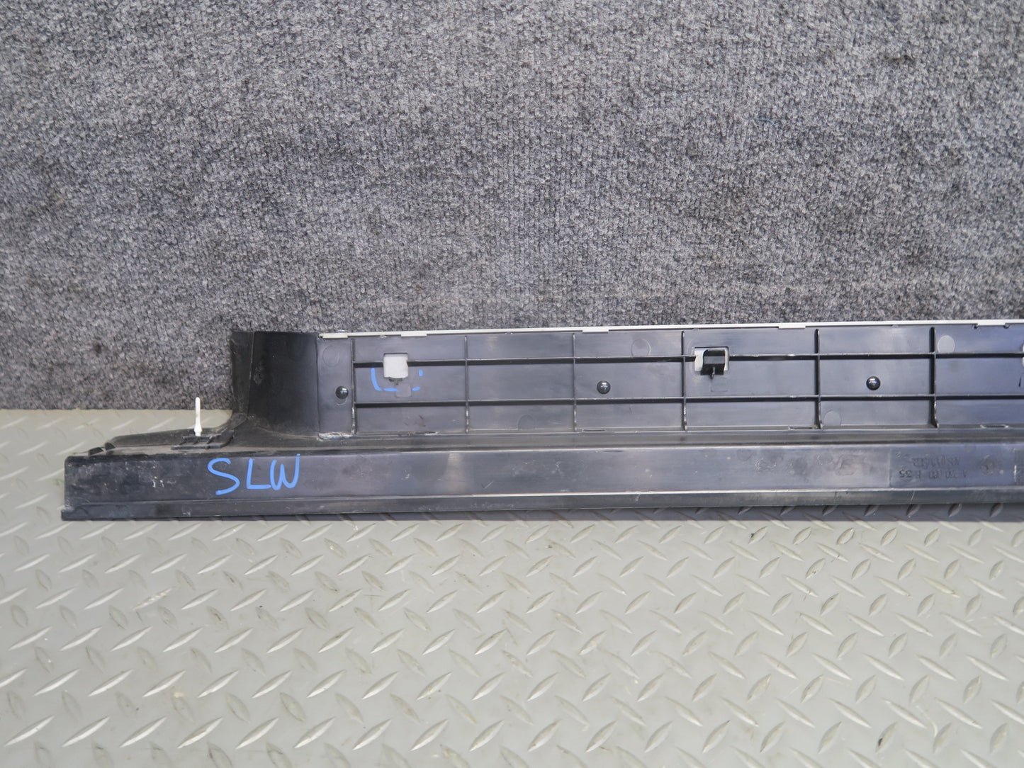 03-12 Mercedes R230 Sl-class Set of 2 Outer Door Scuff Sill Plate Trim Cover OEM