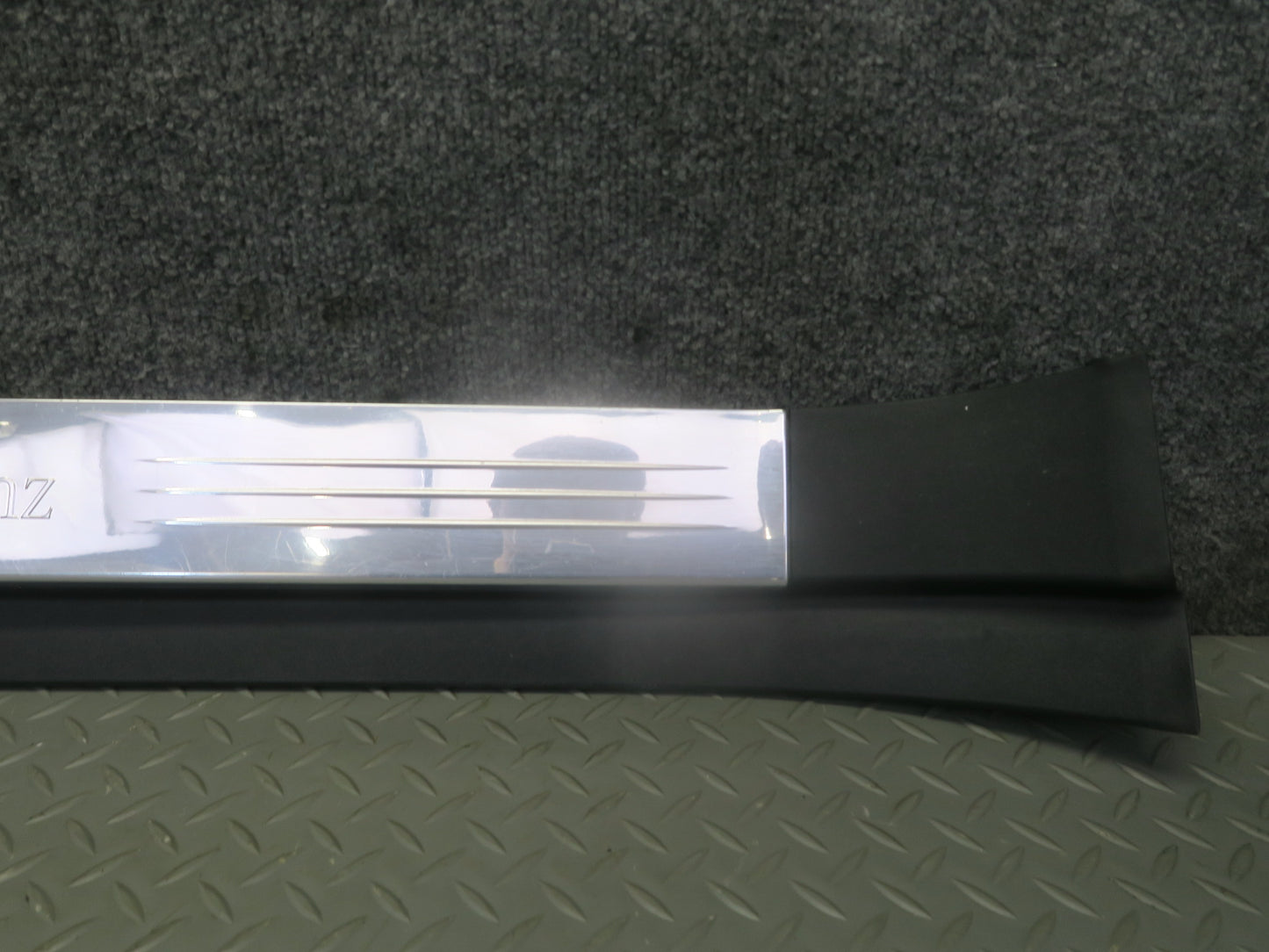 03-12 Mercedes R230 Sl-class Set of 2 Outer Door Scuff Sill Plate Trim Cover OEM