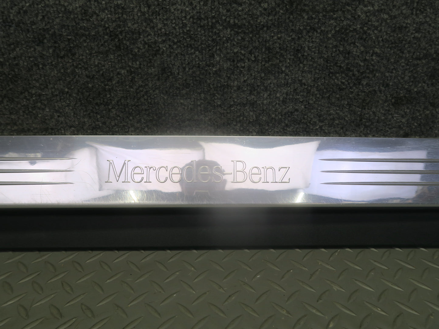 03-12 Mercedes R230 Sl-class Set of 2 Outer Door Scuff Sill Plate Trim Cover OEM