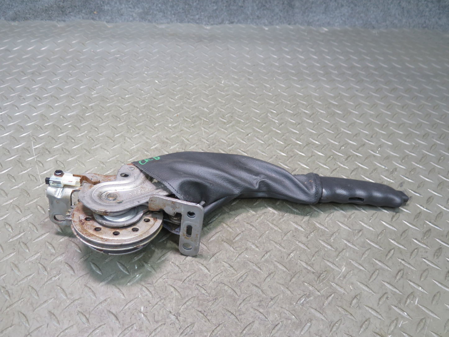 03-06 Chevrolet SSR Emergency Parking Brake Handbrake Lever Handle Black OEM