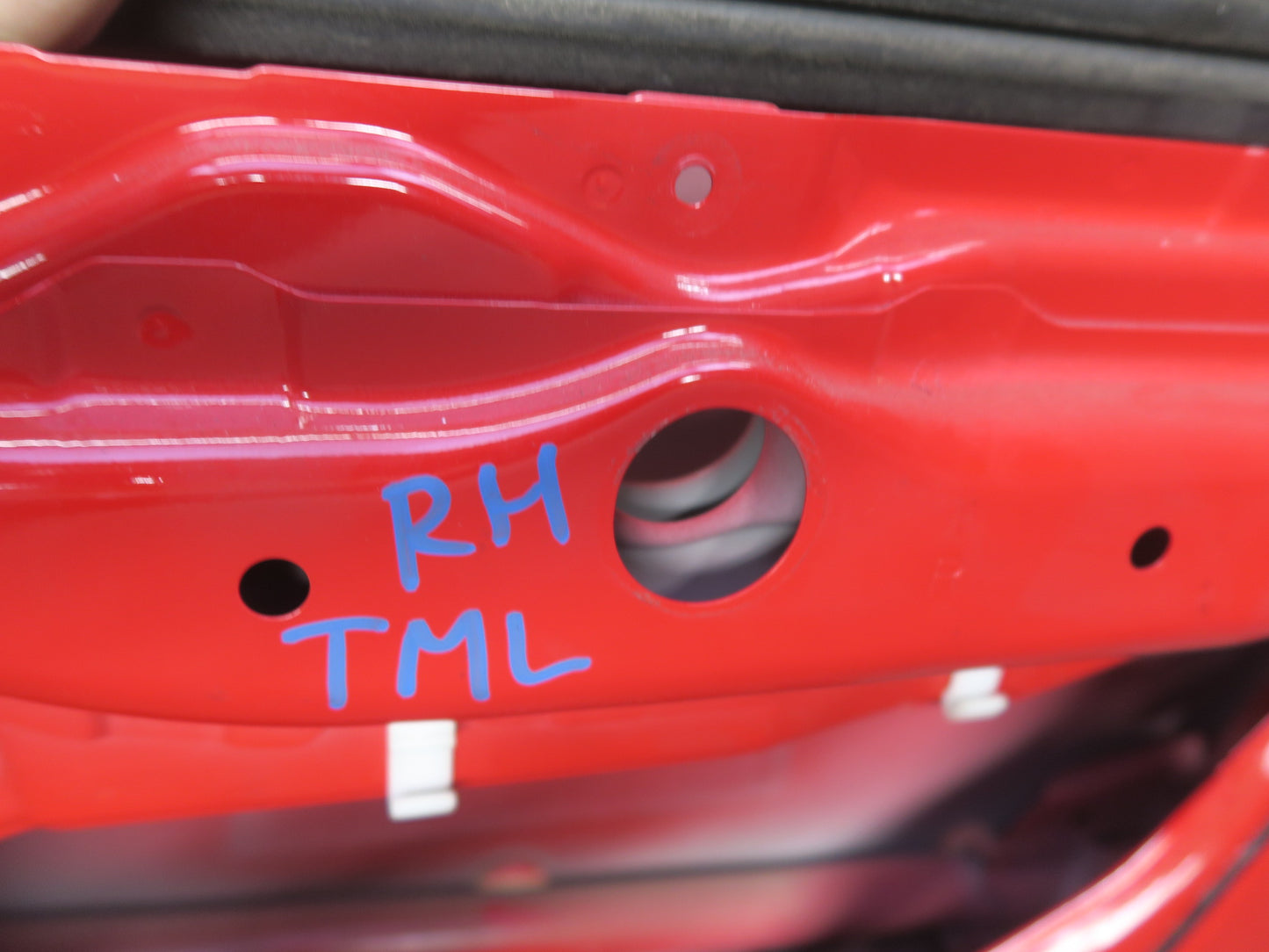 00-05 Toyota MR2 Spyder ZZW30L Right Door Shell Panel Absolutely RED OEM