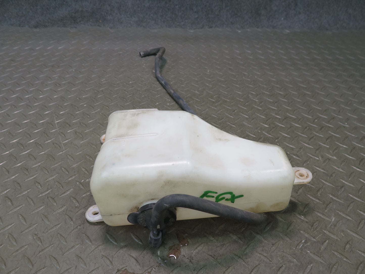 2003-2009 Lexus GX470 Engine Coolant Expansion Overflow Reservoir Tank