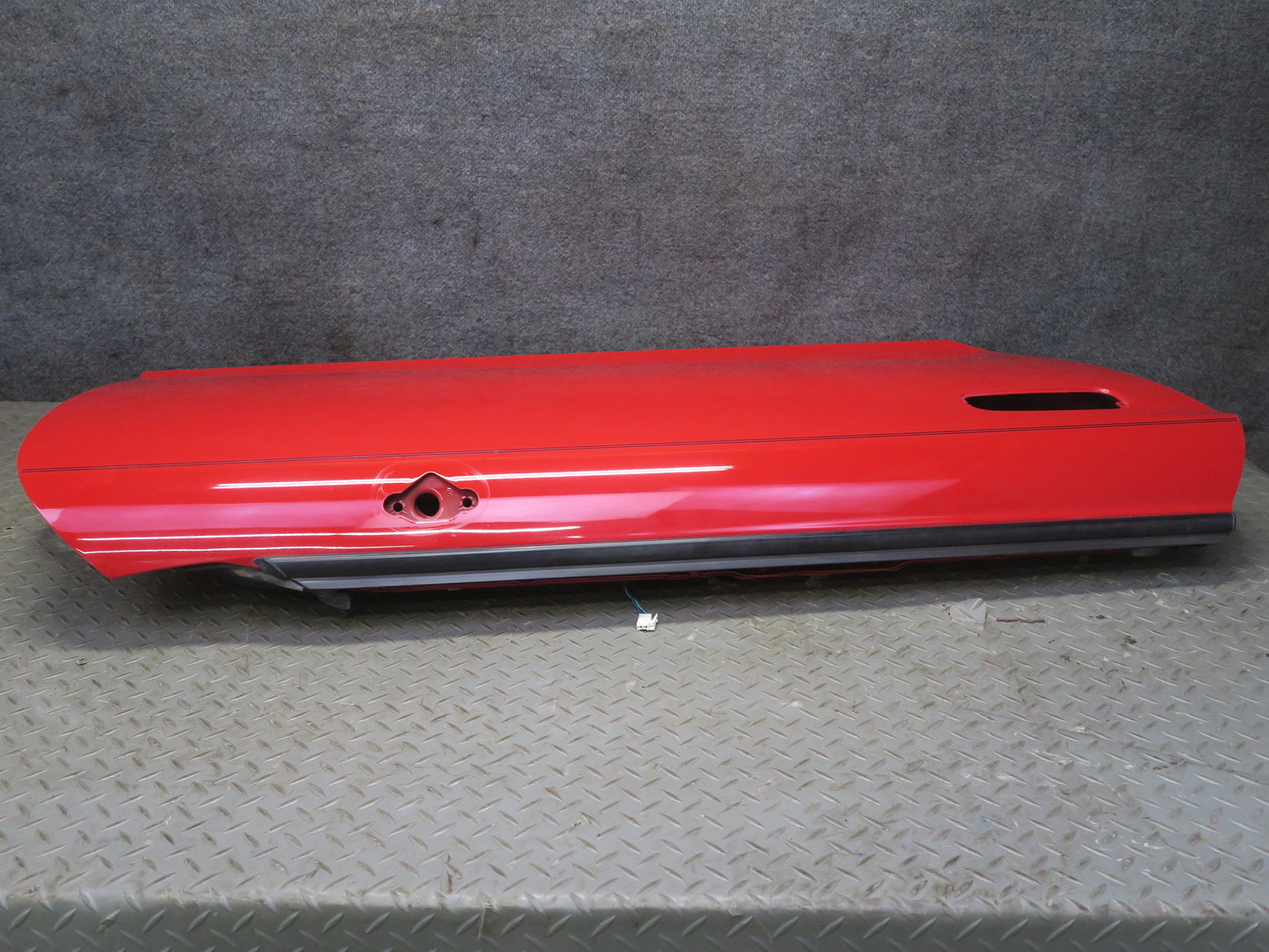 00-05 Toyota MR2 Spyder ZZW30L Right Door Shell Panel Absolutely RED OEM