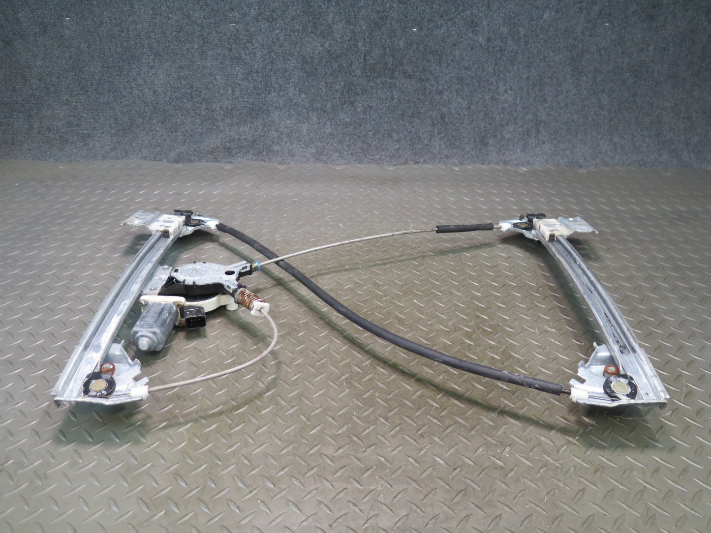03-06 Chevrolet SSR Front Left Driver Door Window Regulator w Motor OEM
