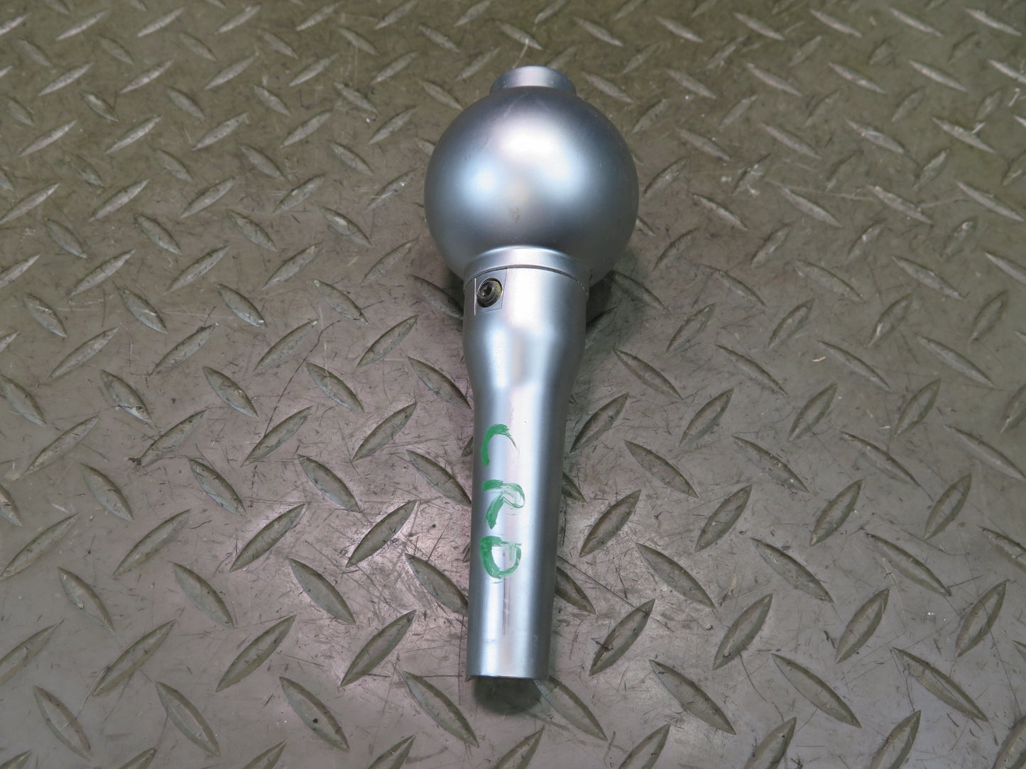 03-06 Chevrolet SSR A/T Automatic Transmission Shifter Knob OEM