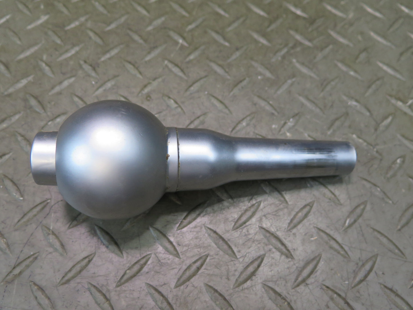 03-06 Chevrolet SSR A/T Automatic Transmission Shifter Knob OEM