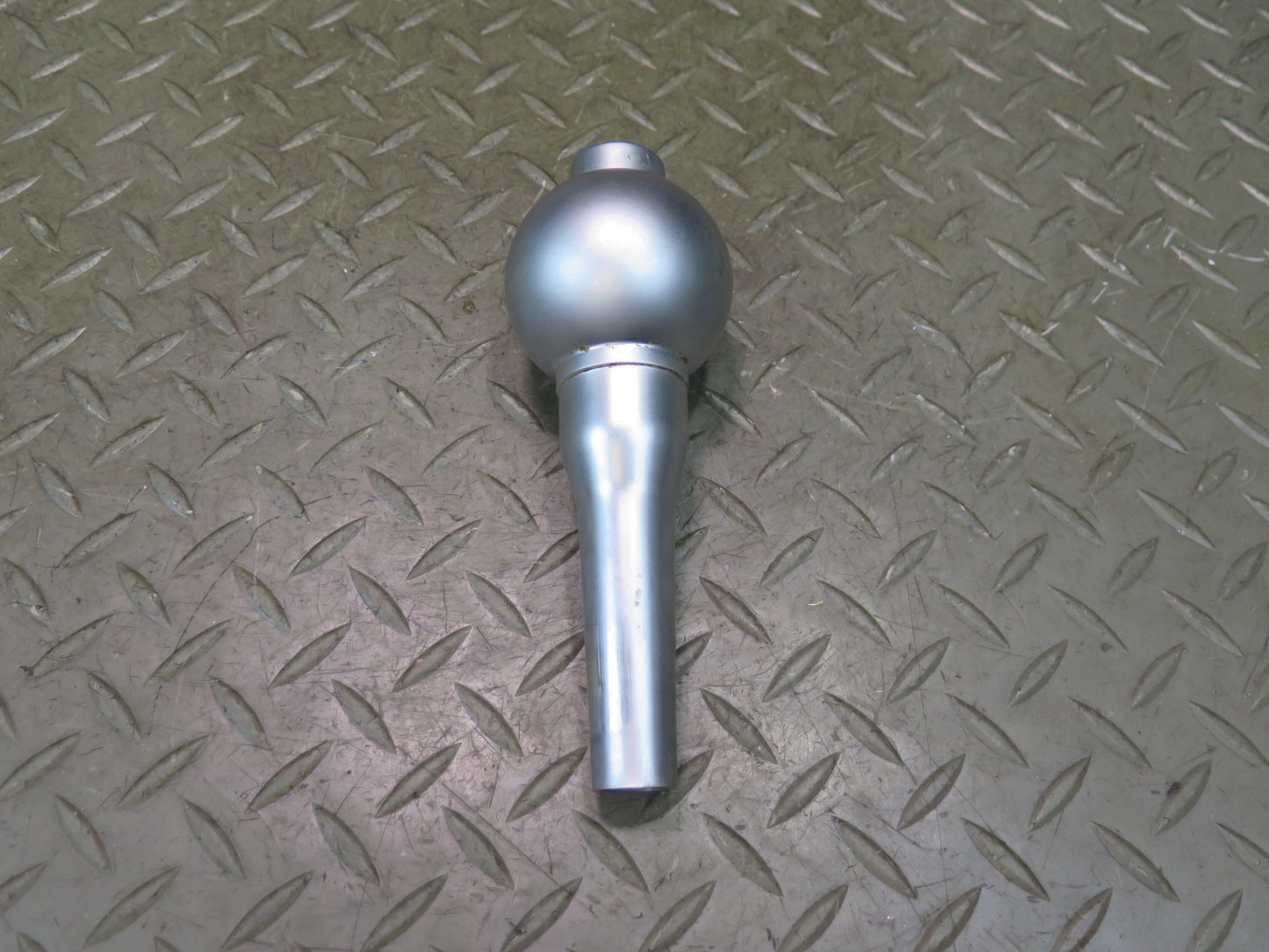 03-06 Chevrolet SSR A/T Automatic Transmission Shifter Knob OEM