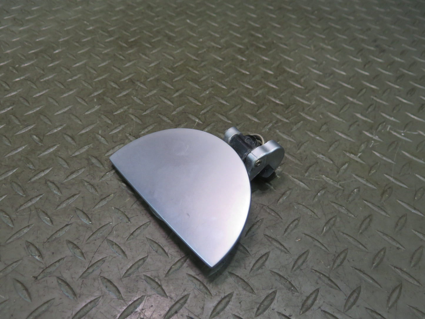 03-06 Chevrolet SSR Front Left Driver Door Exterior Handle OEM
