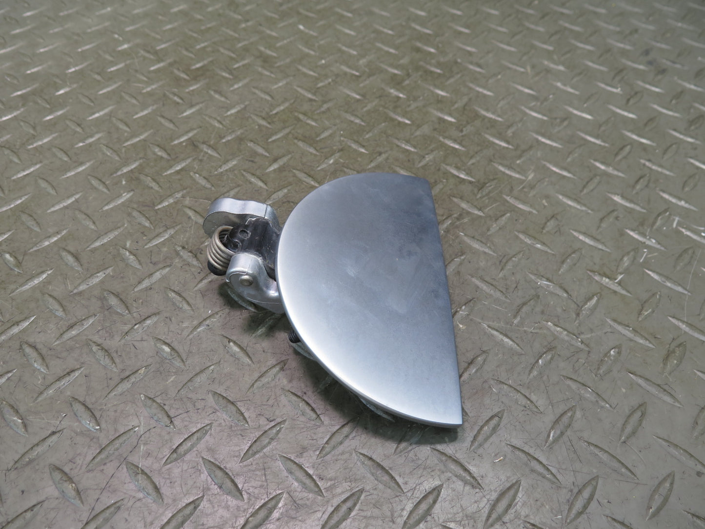 03-06 Chevrolet SSR Front Left Driver Door Exterior Handle OEM