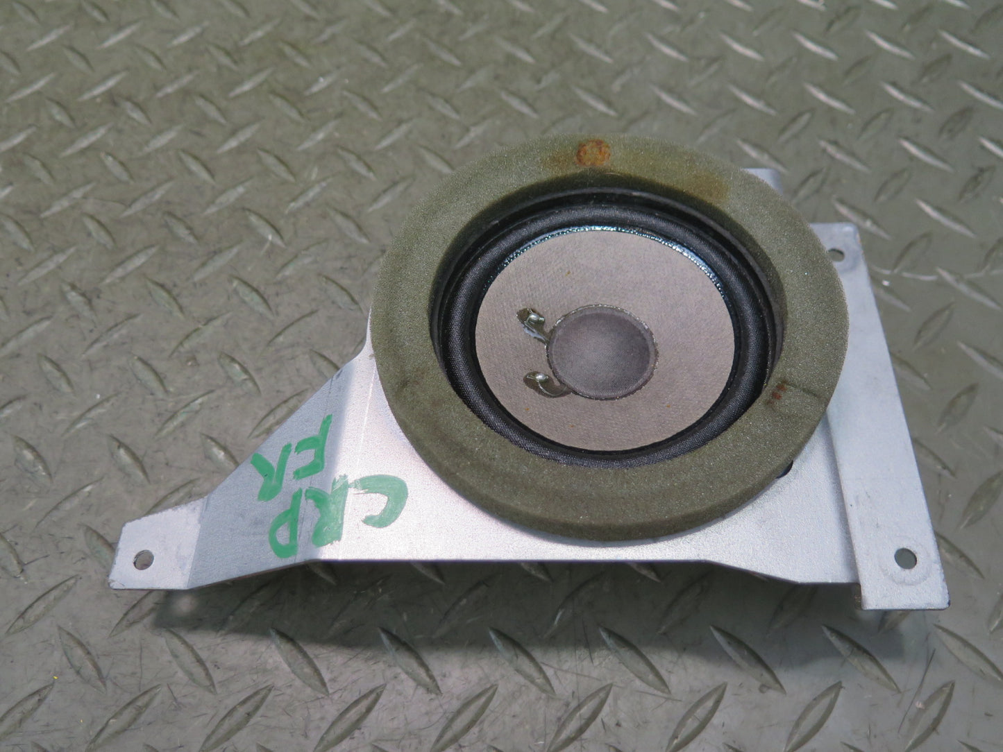 03-06 Chevrolet SSR Front Right & Left Door Bose Speaker w Bracket Mount Set OEM