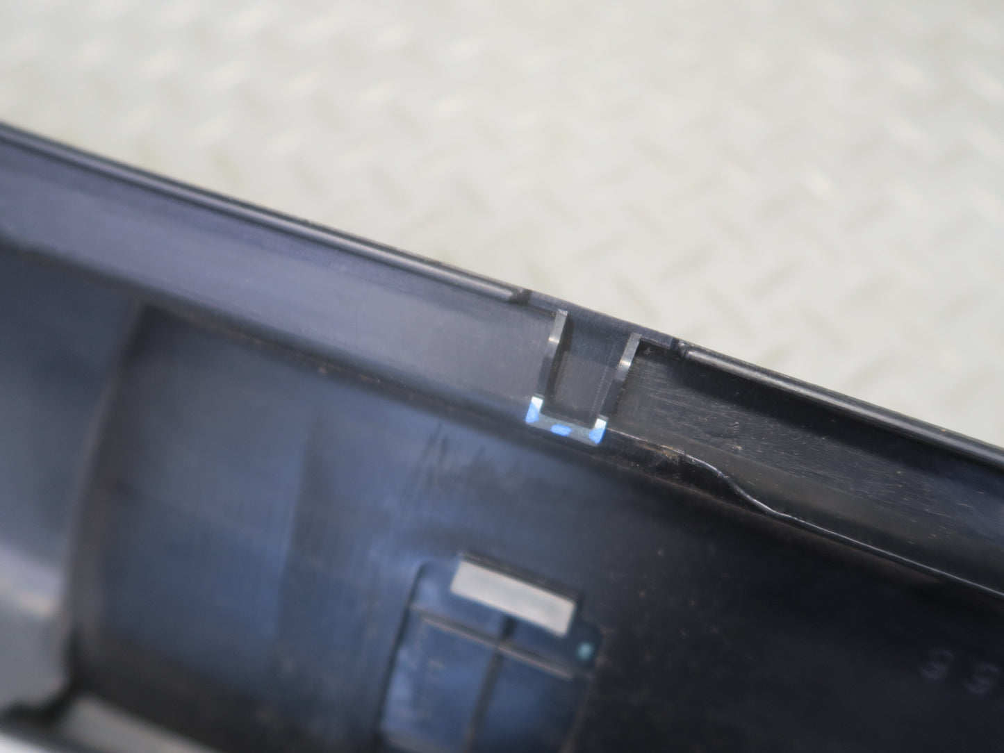 00-05 Toyota MR2 Spyder ZZW30L Rear Trunk Sill Trim Panel 64712-17040 OEM