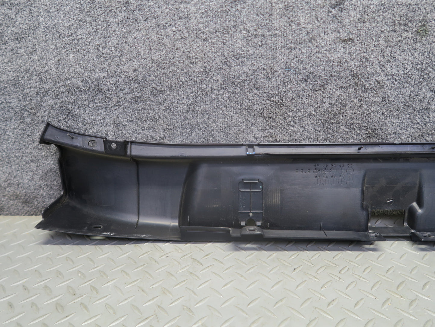 00-05 Toyota MR2 Spyder ZZW30L Rear Trunk Sill Trim Panel 64712-17040 OEM