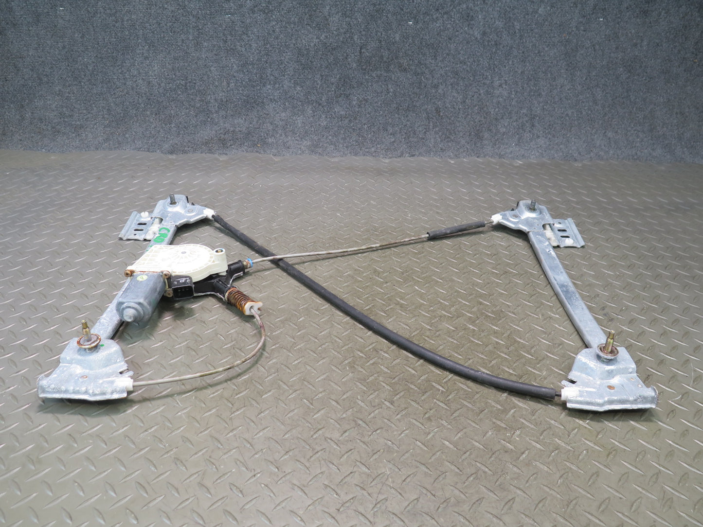 03-06 Chevrolet SSR Front Right Passenger Door Window Regulator w Motor OEM
