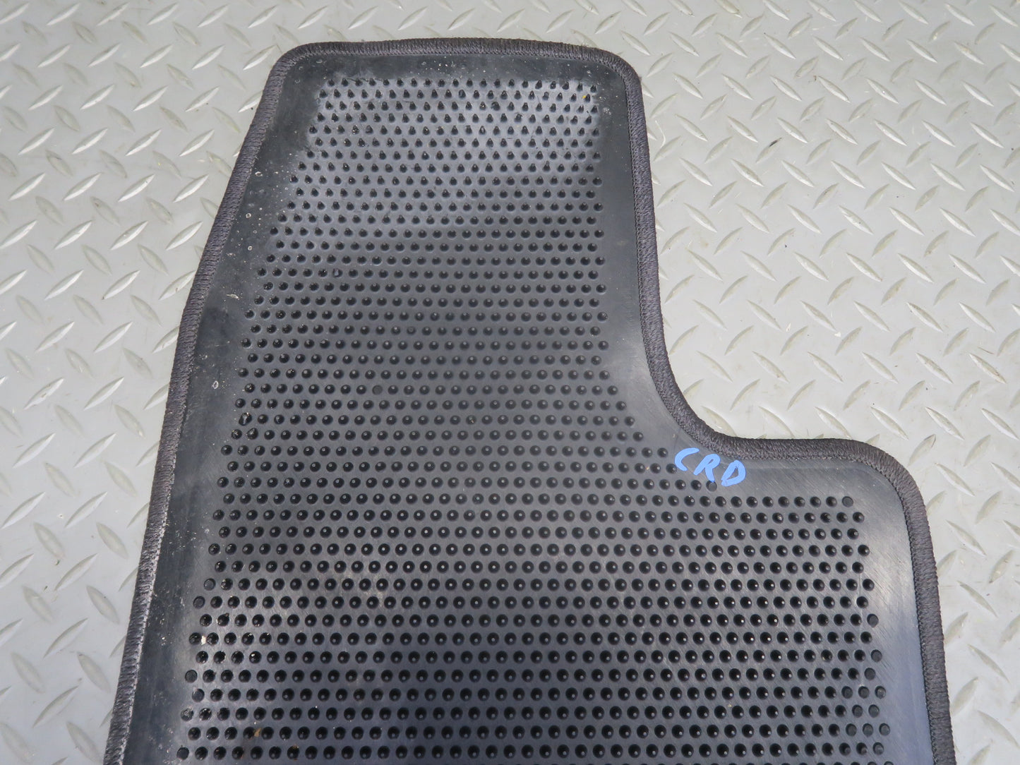 03-04 Chevrolet SSR Set of 2 Front Left & Right Floor MAT Black Carpet