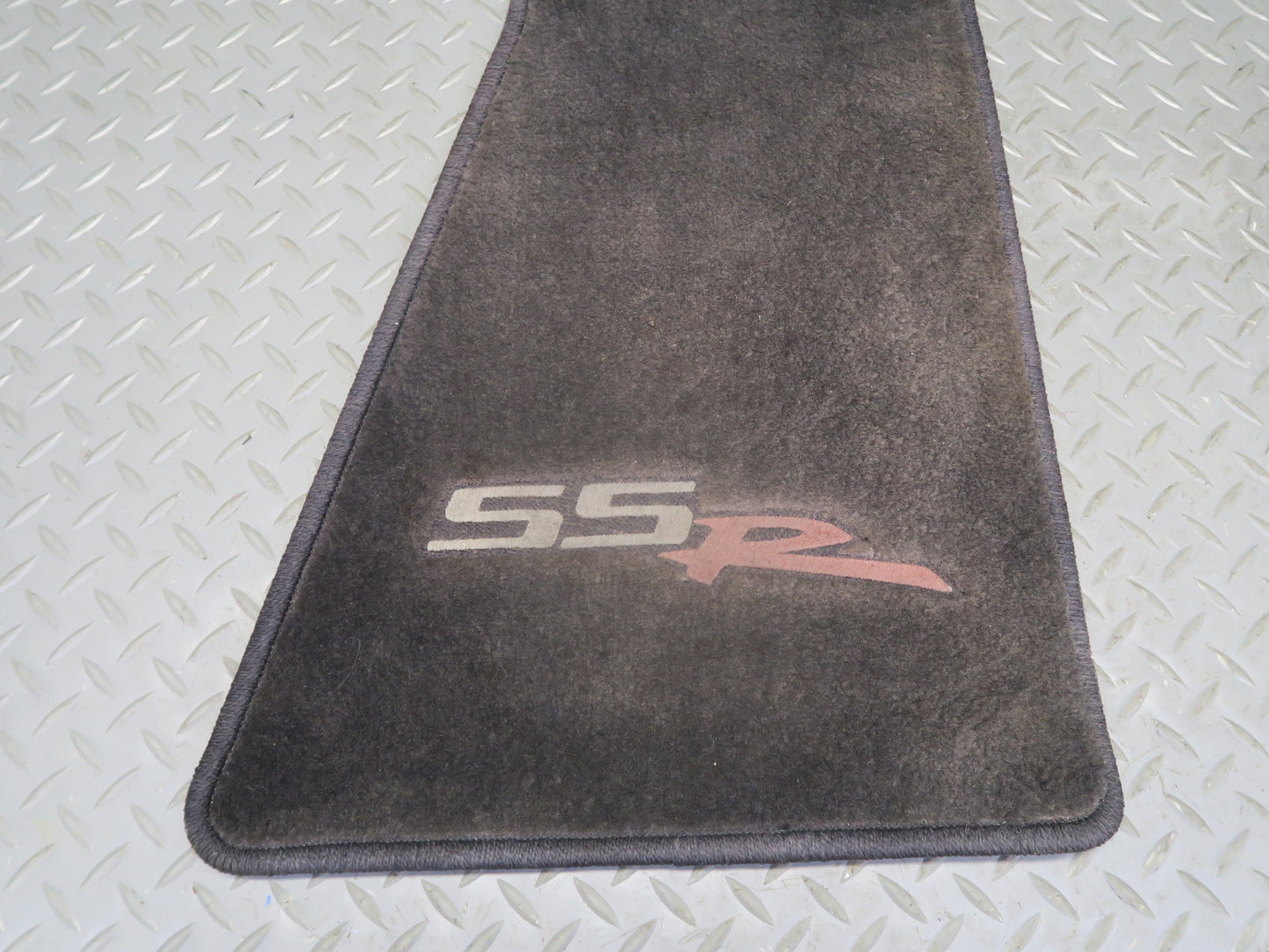03-04 Chevrolet SSR Set of 2 Front Left & Right Floor MAT Black Carpet