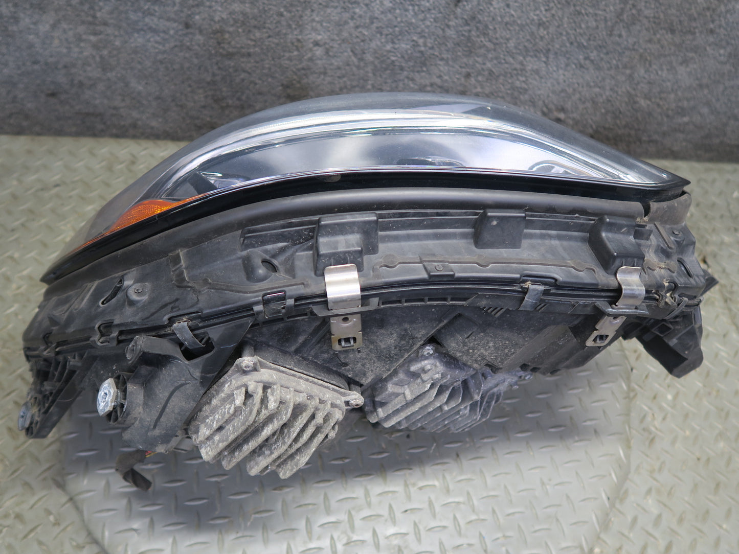 2017-2019 Mercedes X166 GLS450 Front Right Side Intelligent LED Headlight Lamp