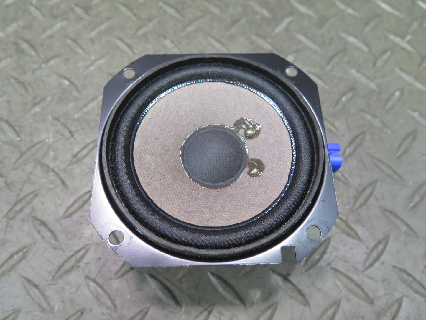 03-06 Chevrolet SSR Set of 2 Front or Rear 3.5" Speaker 10302898 OEM