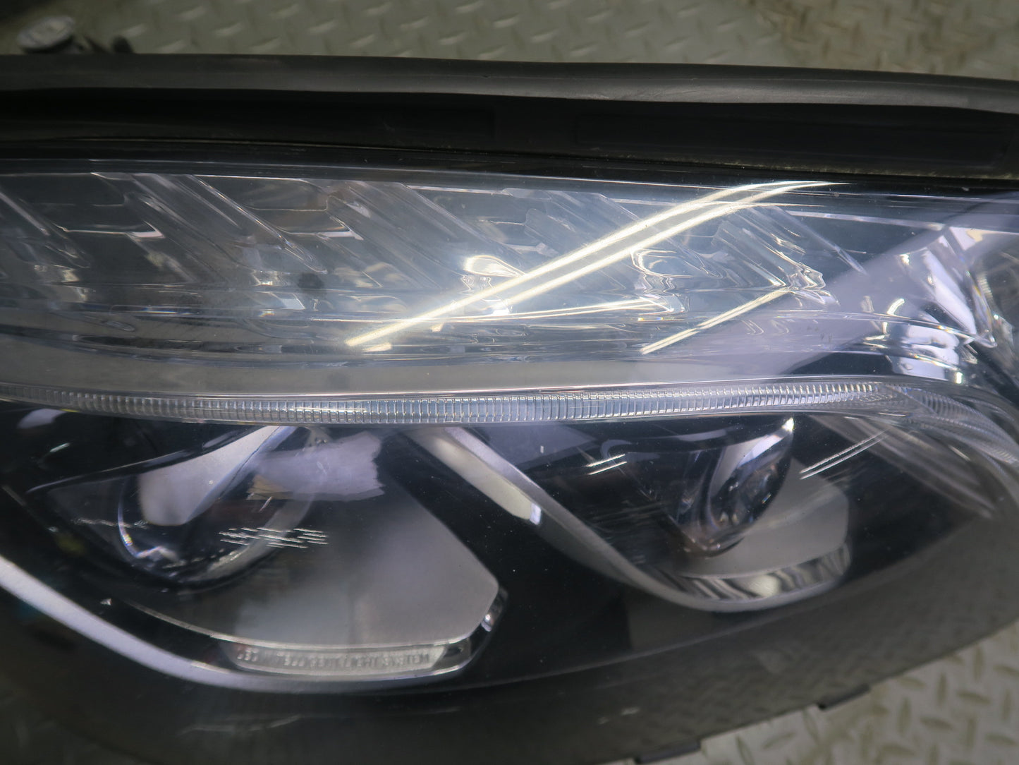 2017-2019 Mercedes X166 GLS450 Front Right Side Intelligent LED Headlight Lamp