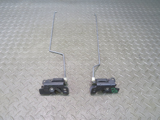 03-06 Chevrolet SSR Rear Right & Left Tailgate Lock Latches w Link Set OEM