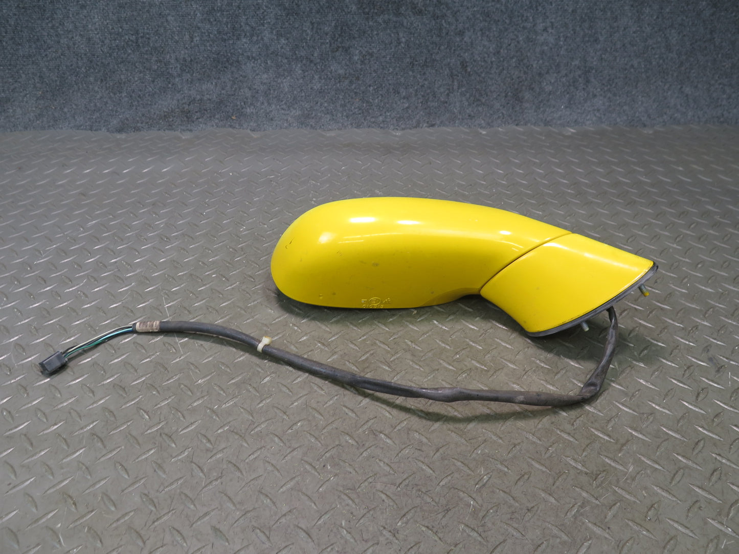 03-06 Chevrolet SSR Front Right Pass Door Side View Power Mirror Yellow OEM