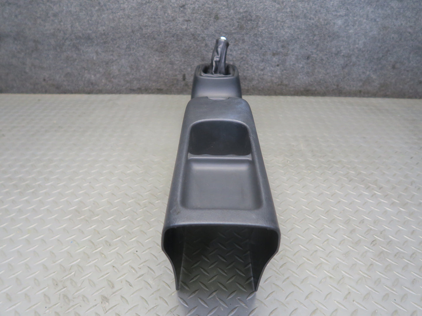 00-05 Toyota MR2 Spyder ZZW30L Center Console Trim Cover Panel w Shift Boot OEM