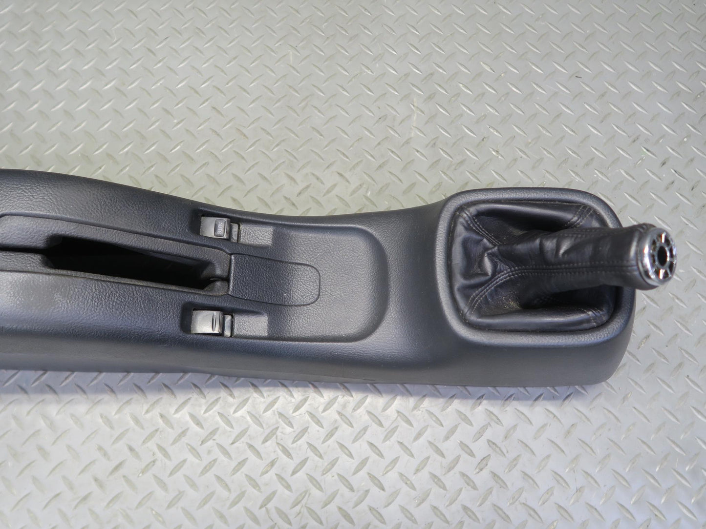 00-05 Toyota MR2 Spyder ZZW30L Center Console Trim Cover Panel w Shift Boot OEM