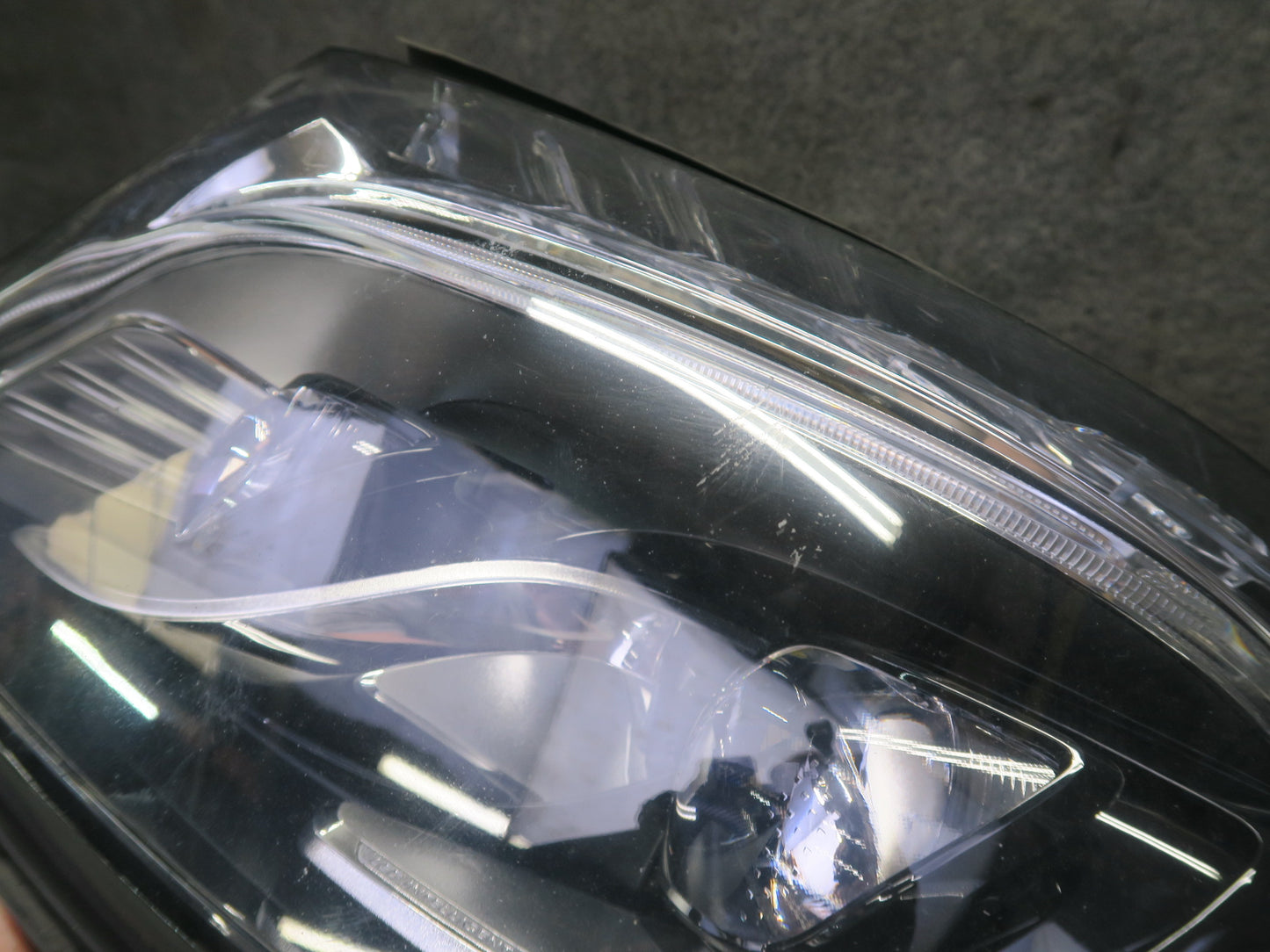 2017-2019 Mercedes X166 GLS450 Front Left Side Intelligent LED Headlight Lamp